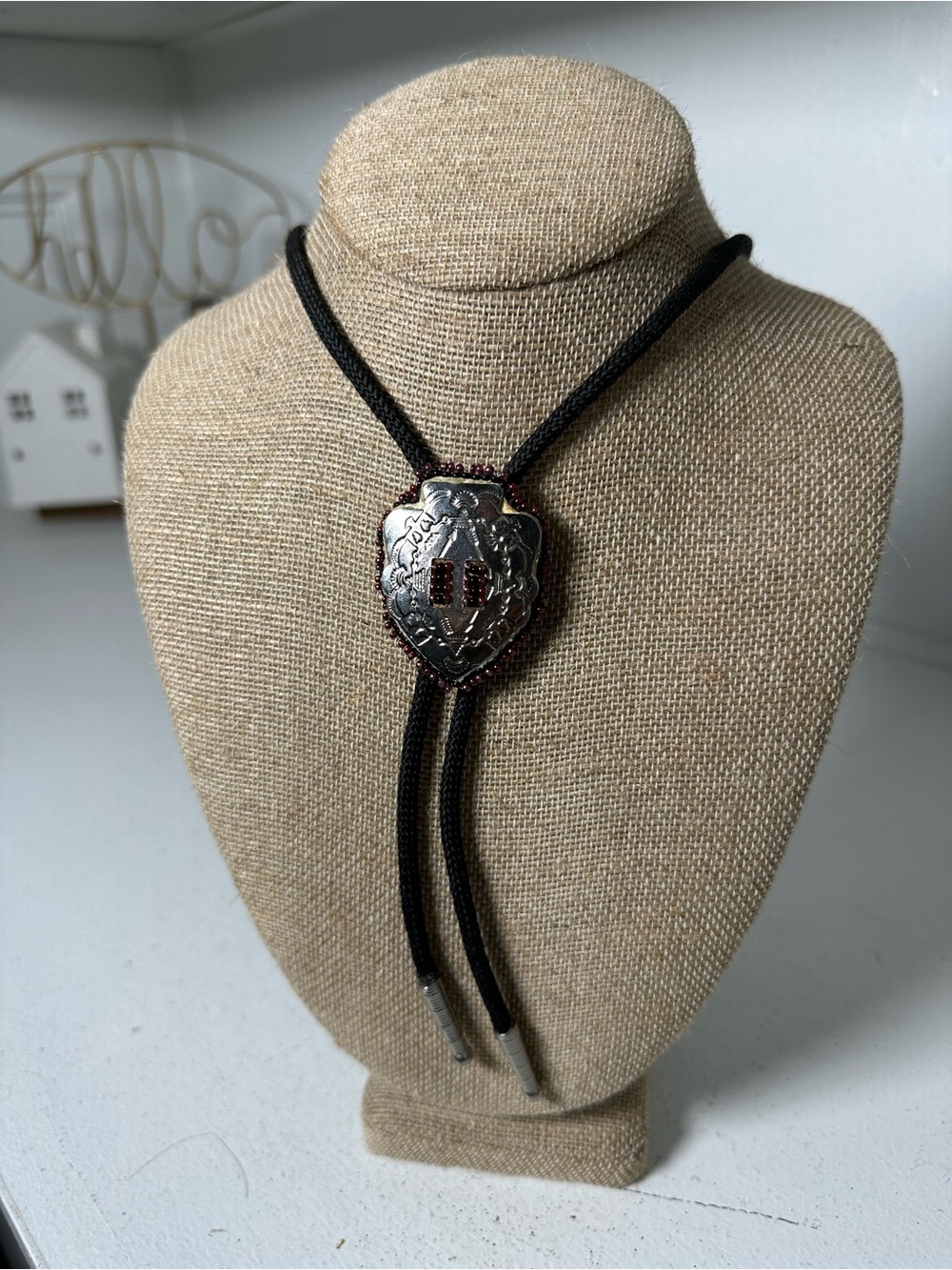 Vintage Western Bolo Tie Silver Tone Red Beaded Cowboy Southwestern Necklace 17”
